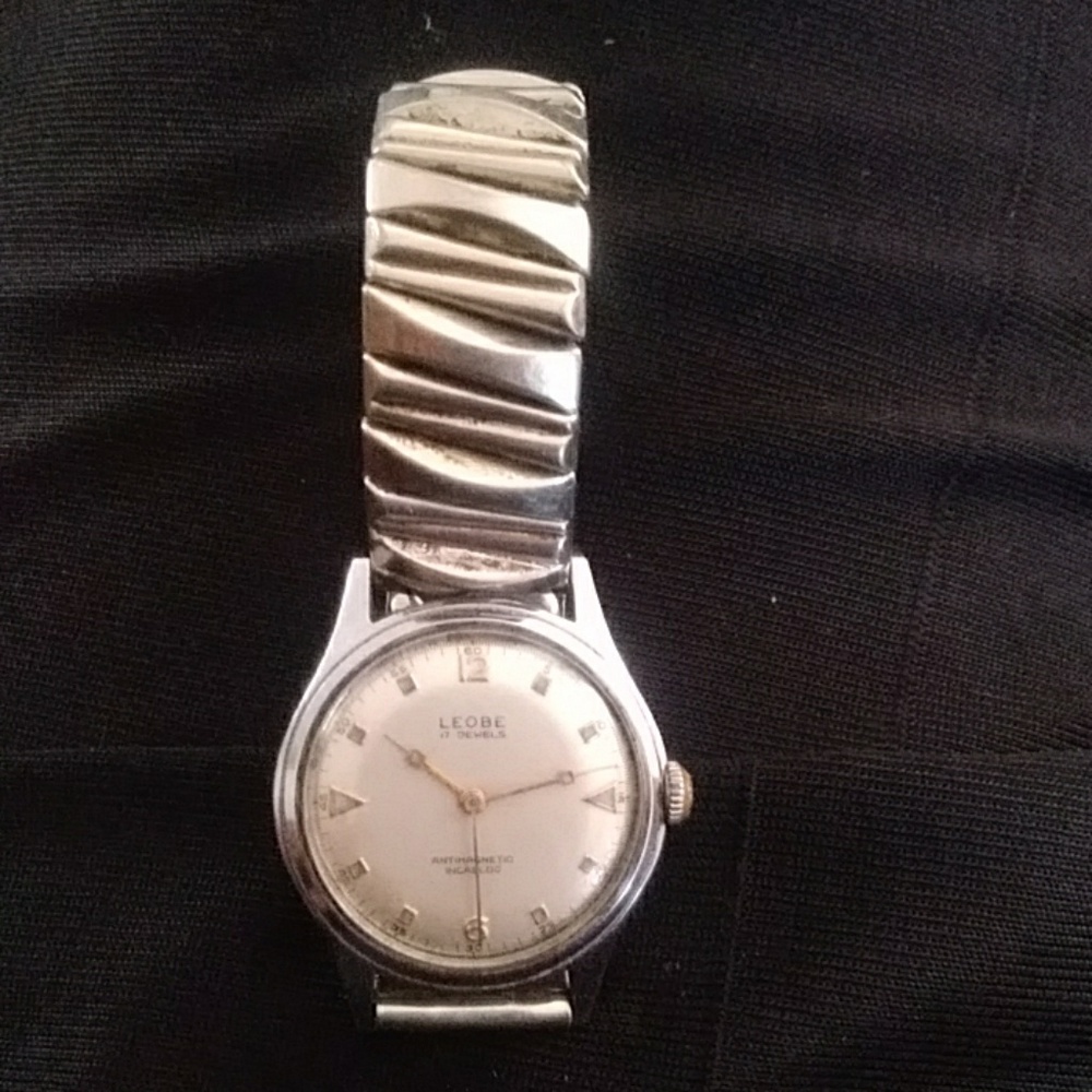 Vintage Leobe watch 17 jewels